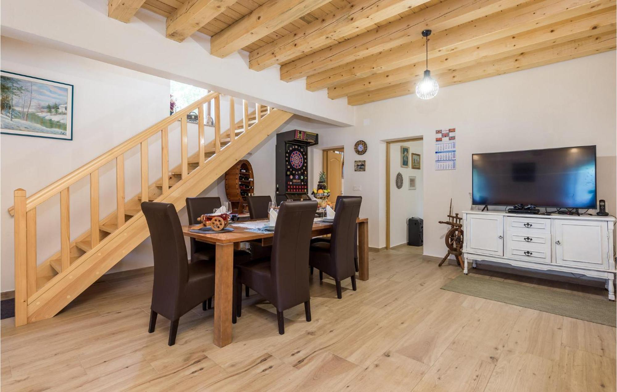 Amazing Home In Vrzici With Jacuzzi Eksteriør billede