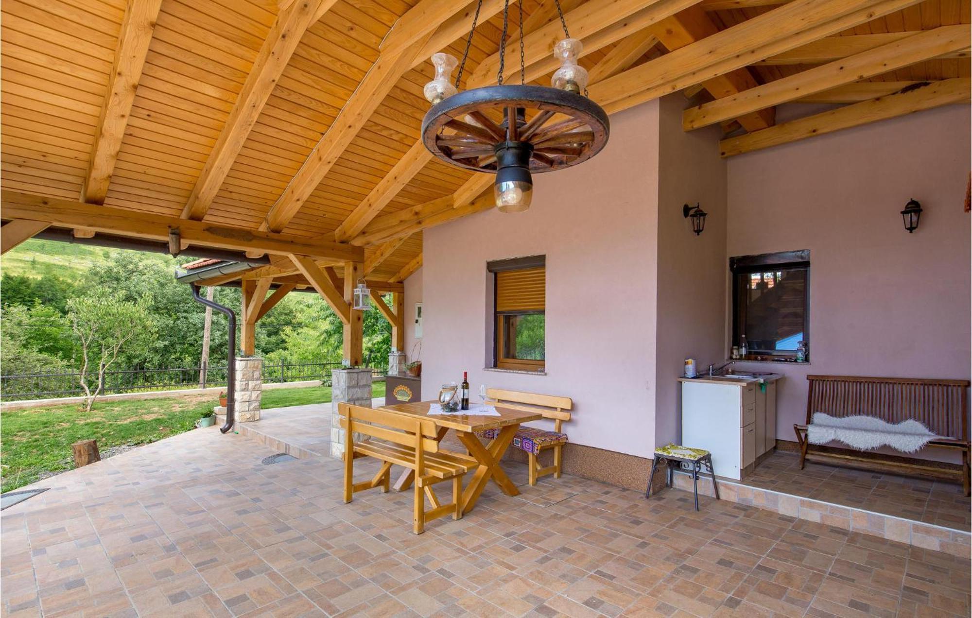 Amazing Home In Vrzici With Jacuzzi Eksteriør billede
