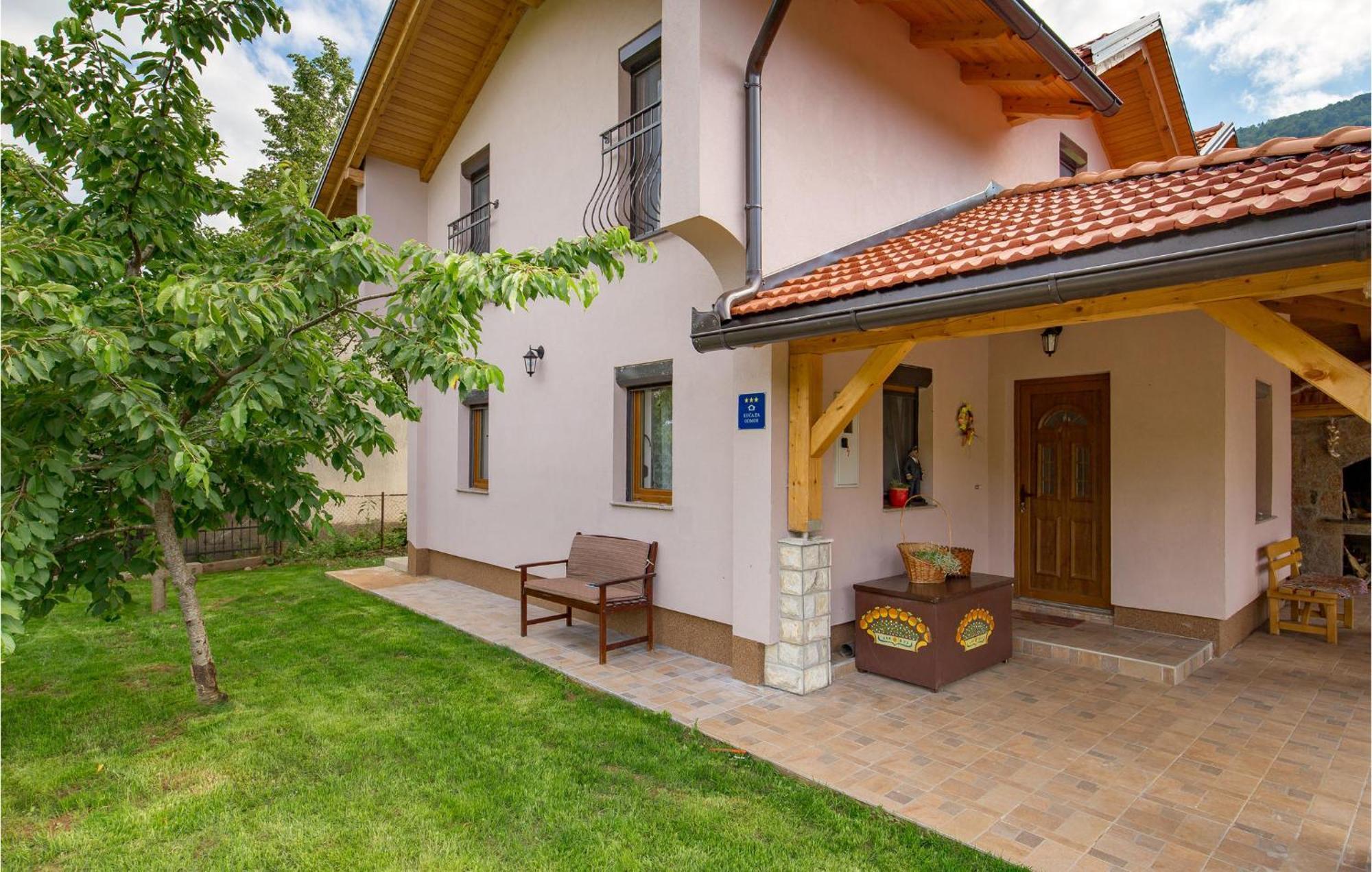 Amazing Home In Vrzici With Jacuzzi Eksteriør billede