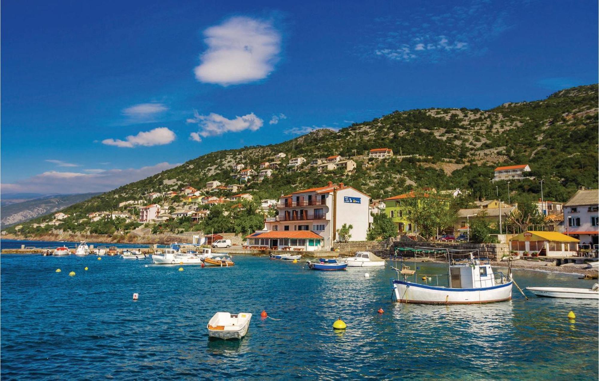 Amazing Home In Vrzici With Jacuzzi Eksteriør billede